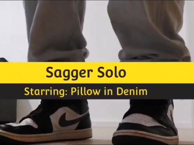 Sagger Fucks Pillow in Denim and Shoots Load (Inboy)