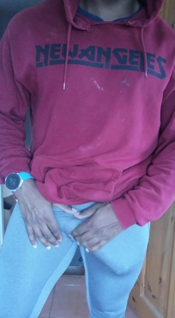 Amadeus: Je cuisine de la nourriture en retour de la salle...