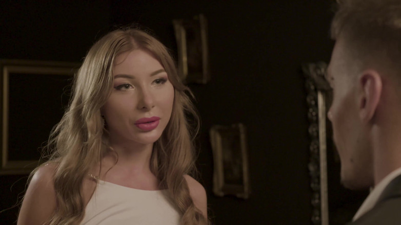 PORNBCN: Sex anal cu pulă uriașă 4k cu blonda sexy Marilyn Crystal și...