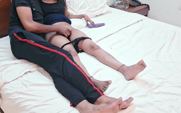 Universal_studio: Threesome Double Penetration Hindi Video