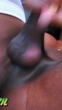 Travesti Gostosa Gozando Na Punheta