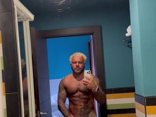 Bjorn Andrey: Хто тут в ноги?