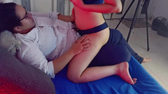 emycam: 継母が私が乗るためにディルドを買ってくれたので、私はオーガズムに達するまでおもちゃとセックスすることに興奮していました