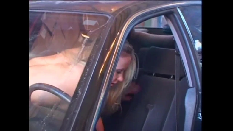 American Idol X: Quickie with a Blonde Whore