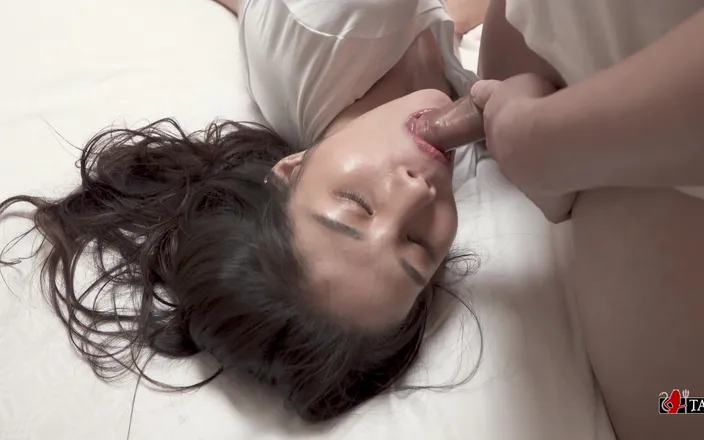 Asian Milfs n Teens: I love her sweet ass - Perv Milfs n Teens
