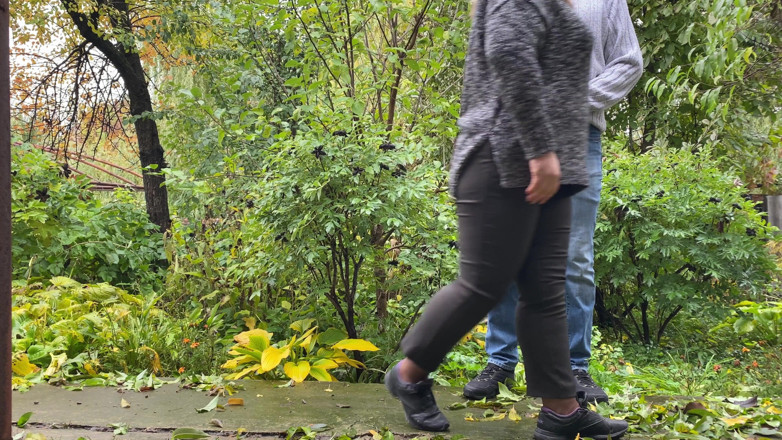 OurFetishLife: Hot stepmom did it to me again outside