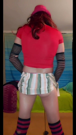 Lizzaali: Who wants to come and hit some balls