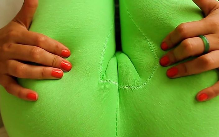 Argentina Latina Amateurs: Leggings latinas caseras con coño marcado