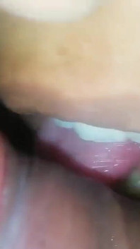 srilanka teen holka, malá prsa, velký výstřik niprabhuai