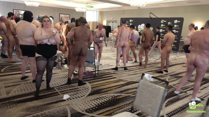 TadpolexStudio: Laci Foxx Pule la sexul în grup epic al lui Rebel...