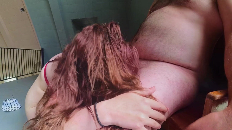 Danny Hammer: Mă duce la o biserică abandonată și îmi arată cum să păcătuiesc