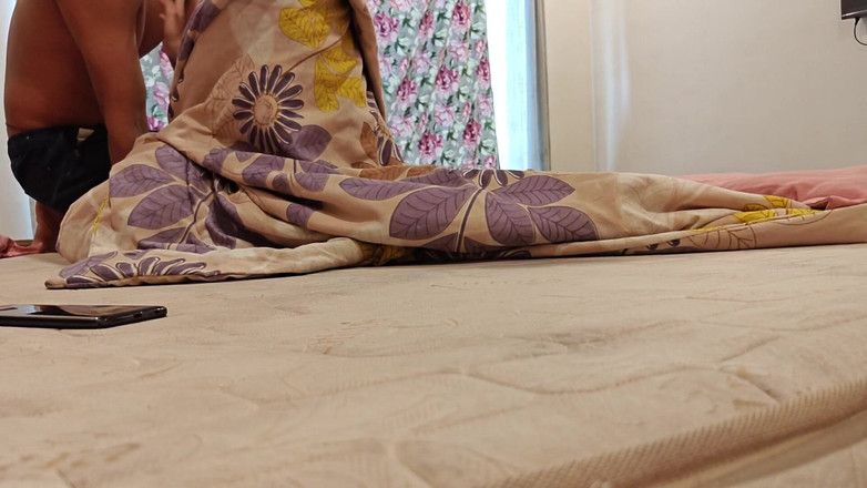 Silver_Worm: Heißes desi-mädchen fickt hart