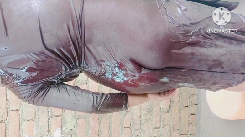 Ankurpriya000: Seeing Sister-in-law Taking a Bath, Father-in-law Sister-in-law's Gand Full Hot...