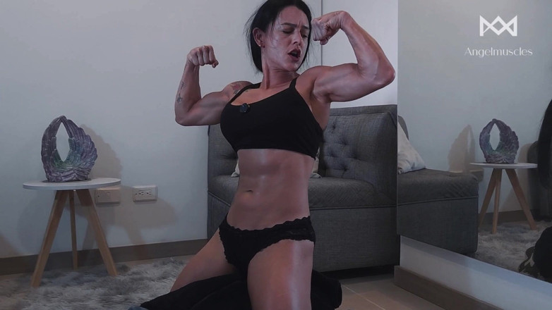 Angelmuscles: Power Legs You Can't Escape