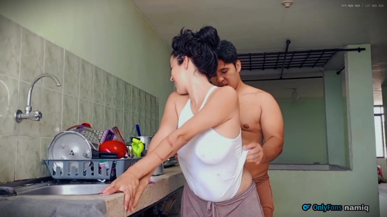 NamiQsein: Kráva dostala v kuchyni