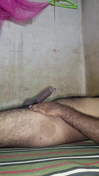 내 대학 친구를 집에 초대하고 알몸으로 따먹어