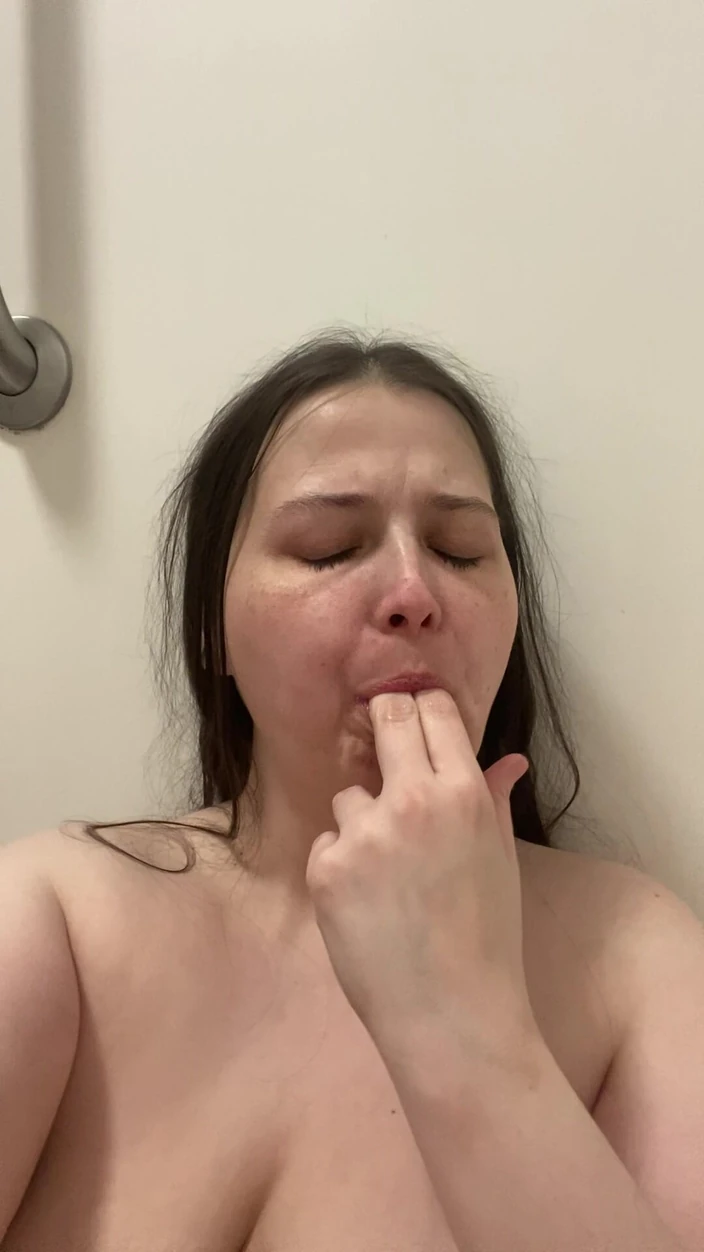 MissChrystalline: Girls Just Want to Have Fun Masturbating