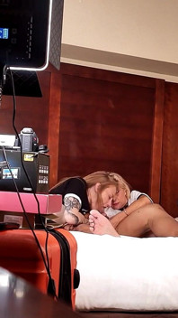 Bts Qos interracial arsch-esser mit Dawn Layla und Xtrarene