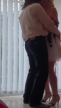 Romantický večer s přítelkyní před webovou kamerou