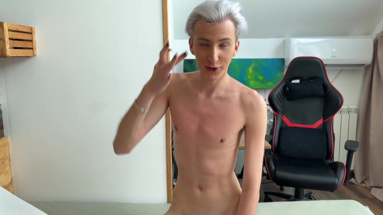 Mila Pie: Hon hittade sin styvfars onani och bestämde sig för att...