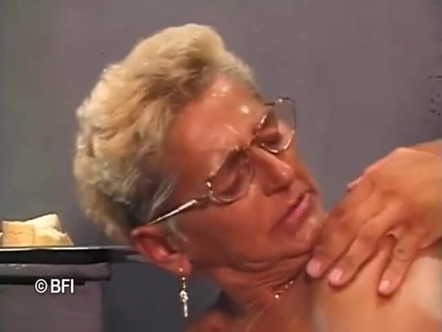 Mature Babes: Fucking a grandma in prison
