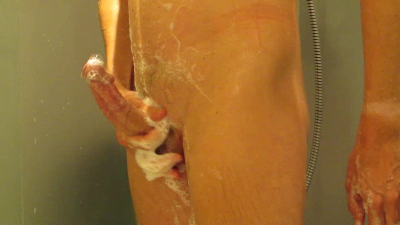 Littleschorschi: Shower Boner