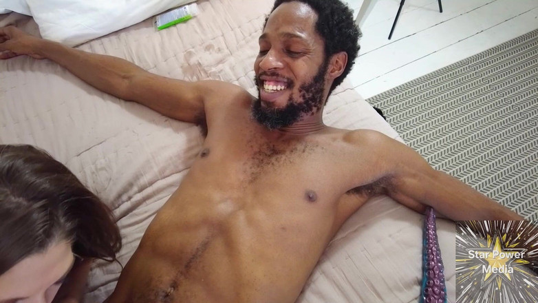 Savvy G: Le double volet d’entraînement anal d’Alice Maze : un étalon malin baise...