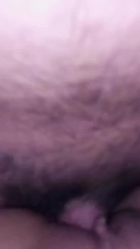 Sexy teen Pinay Girl saje ptáka nevlastního bratra a dostane detailní creampie - domácí amatér