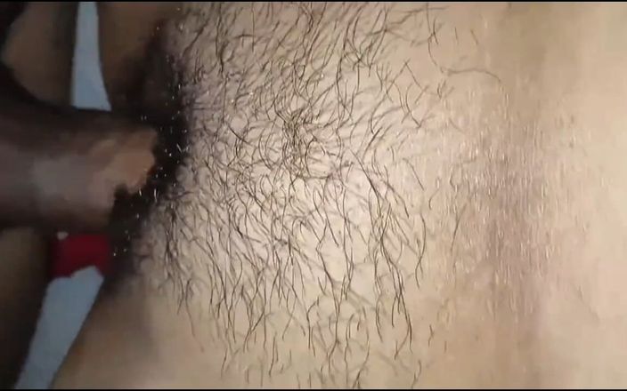 Hot-bhabhi-7668: हॉट लड़की बॉयफ्रेंड के साथ चुदाई कर रही है पूरी फाइलिंग और इंजॉय