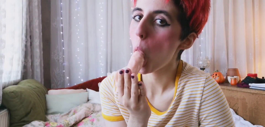 The Antichristrix: Girls love small dicks