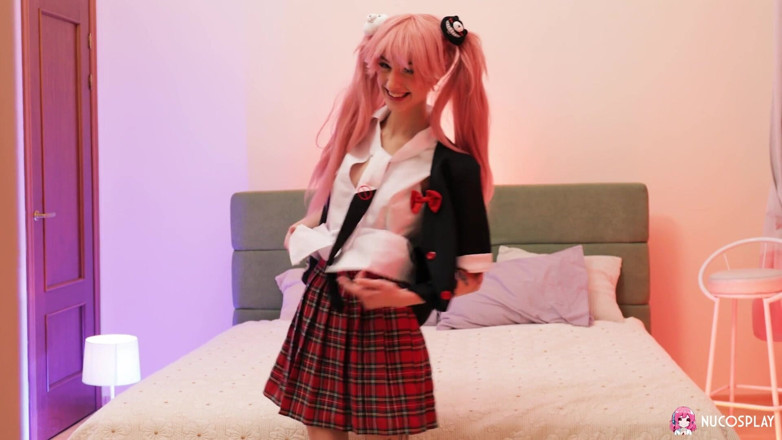 Nu Cosplay: Pelacur anime kurus sasha paige menganga memek kecilnya