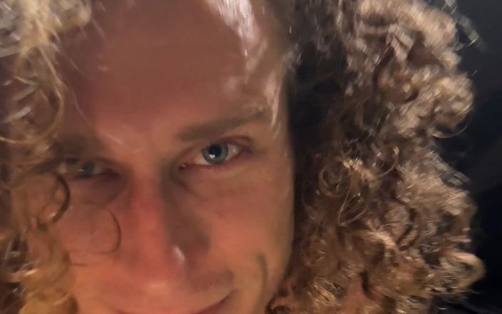 PigDaddy's solo content: Jack off sur Black Velvet