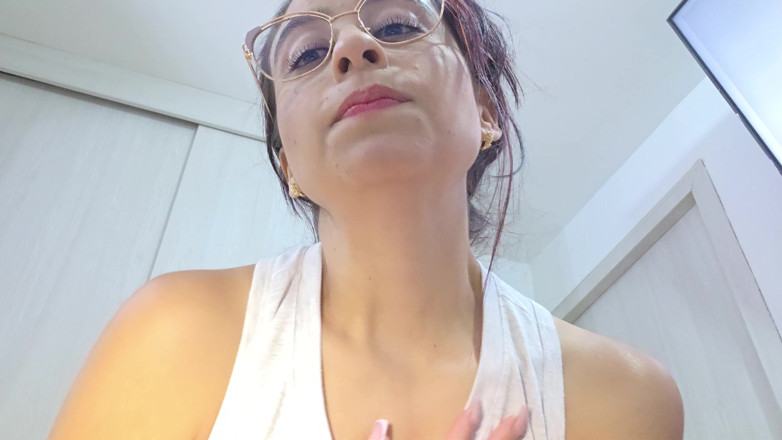 alexia twerk videos: Pruébate el recorrido con mi nuevo vestido