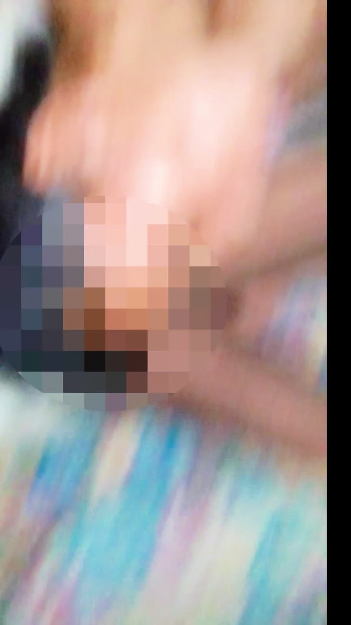 Desi dose700: Ma copine du village me suce la bite et je...