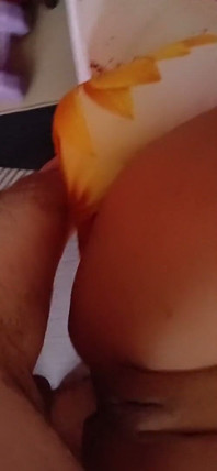 La miLF thailandese fa un pompino profondo e si fa scopare duro il culo