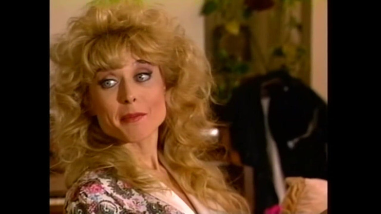 Vintage Usa: She Is the Very Hot MILF with a Nice Boobs