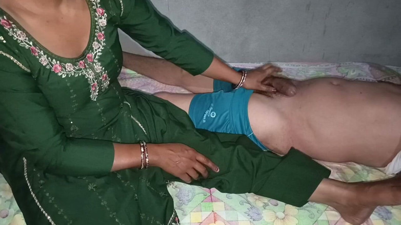 Savita5343: Sasur Bahu Anal Fuck- Desi Indian Bahu Gets Painful Anal...