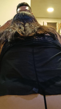 Ma femme, qui est enceinte de cinq mois, je lui donne un coup dans le cul et ça fait mal