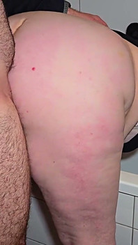 義理の妹が女性に自慰行為をしているところを見つかり、熱いセックスは終わった