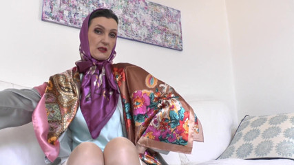 Lady Victoria Valente: Stepaunt's New Satin Scarves Turn You on! Lady Victoria Valente