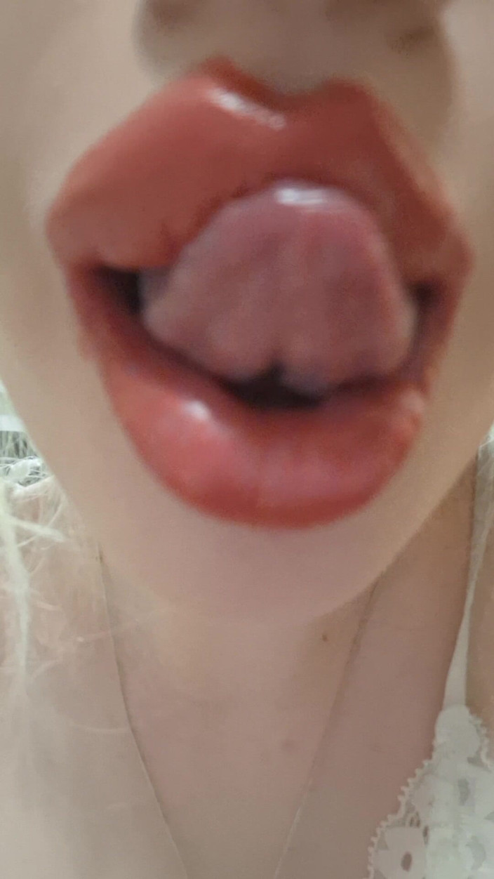 ElzaKom: Roter lippenstift von elza kom