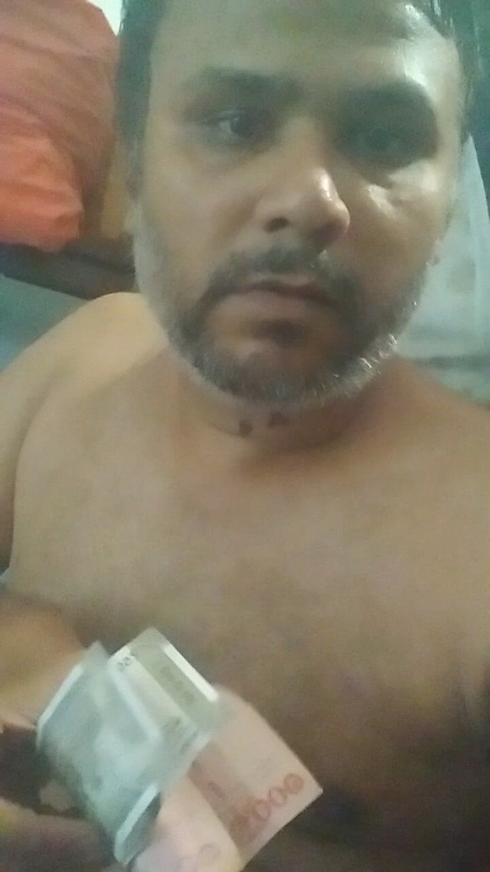 Nani Top: Ragazzo Nudo Ti Scopa per Più Ore Liberamente...