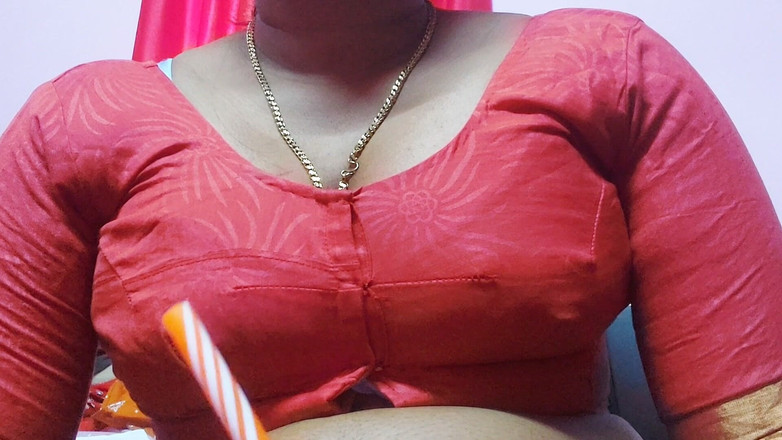 Desi Mohini: Vdaná žena vezme svého přítele do hotelu