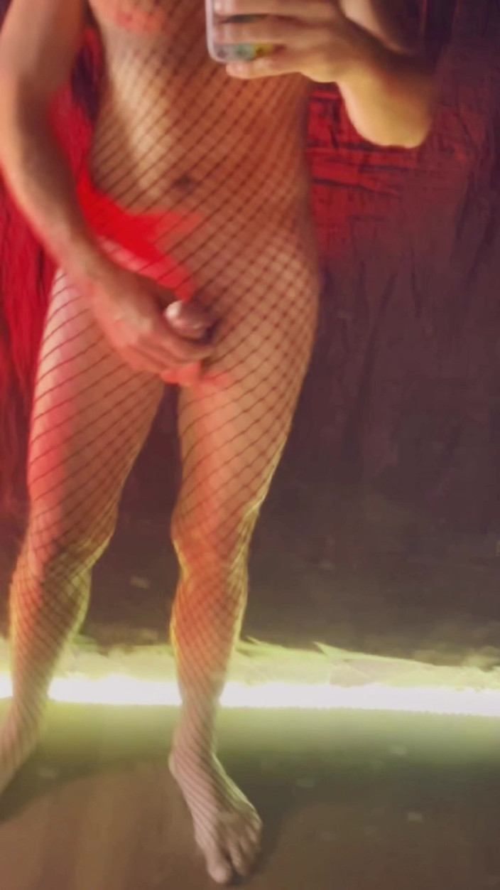 FemboyLoveU: Zrcadlo Sexi Love anální banán