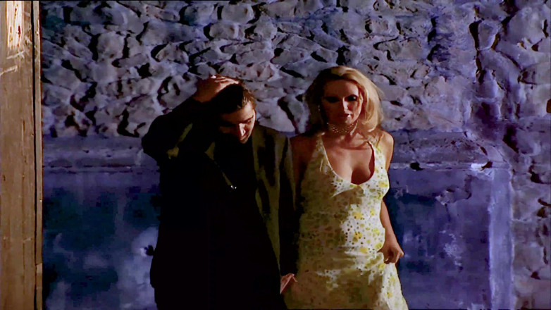 Antonio Adamo Film: Elena - Penghamilan Pertama