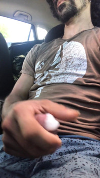 POV Fast Thick Cum Guy Masturbating in Car