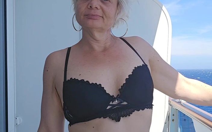 Sofy13: Hallo, ich bin zurück von einer Kreuzfahrt. Ich hoffe, du...