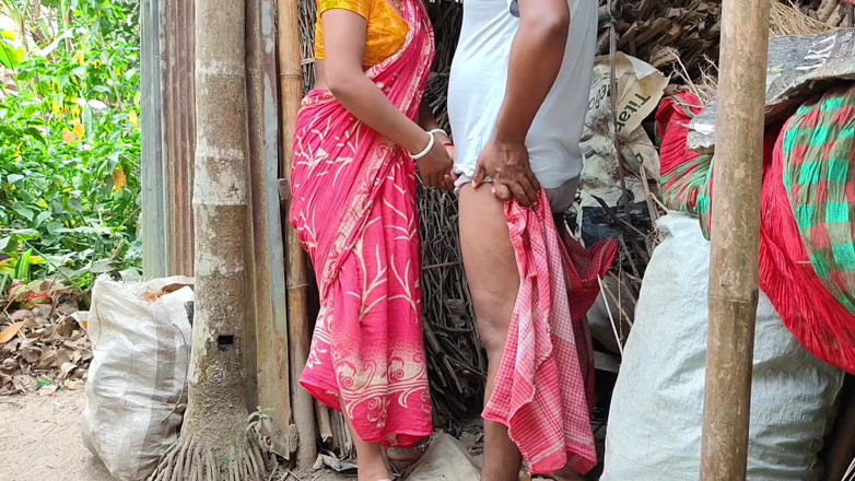 Fullmoti9: Ao ar livre- novo quente sexy bhabhi e eu sexo...