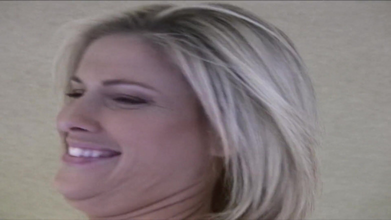 Public Pickup: Big ass blonde will do anything for 500$