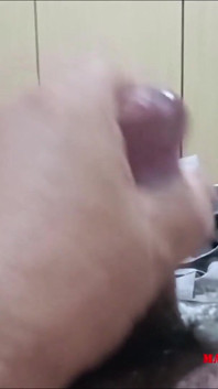 Grande carne molto grossa, grandi piedi e un mega carico 4k